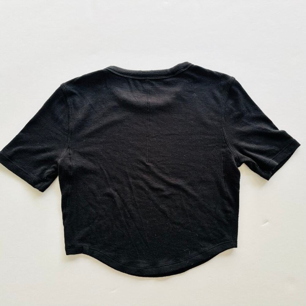 Lululemon Hold Tight Cropped T-Shirt Black Size 4 Modal Ribbed Short Sleeve - Picture 4 of 6